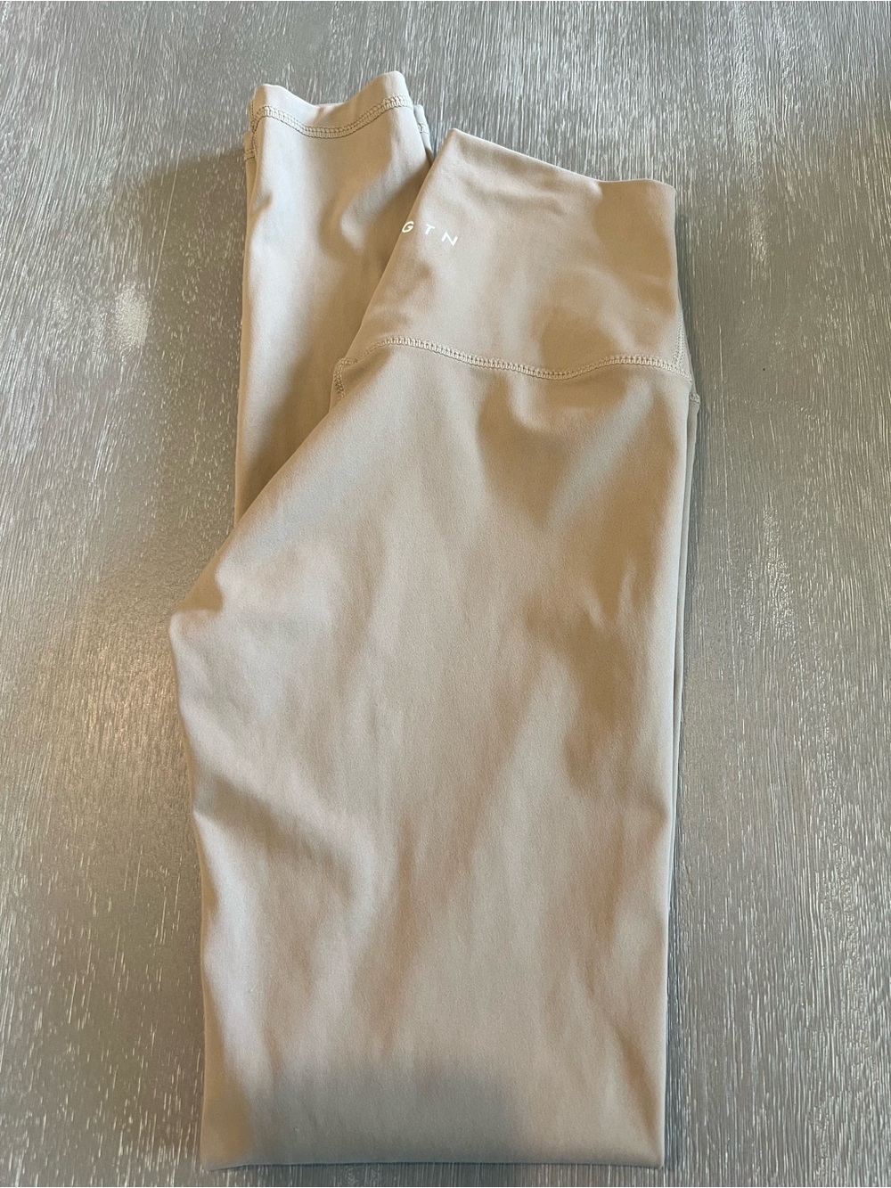 NVGTN beige womens full length leggings size Small